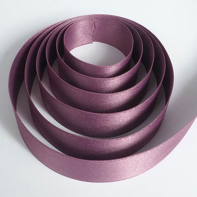 39_eggplant_ribbon_ribel_satin_Classic_main_2.jpg