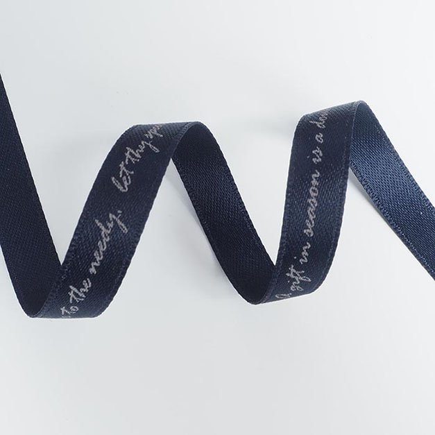 アルファベット柄classic 両面無光サテン_紺(こん)_01_ribel.jpg