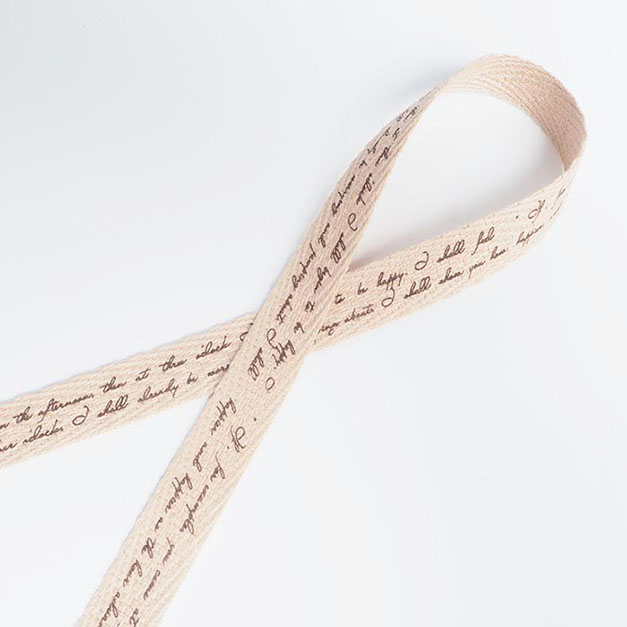 アルファベット柄　 ヘリンボーン_麦藁色(むぎわらいろ)_02_ribel.jpg