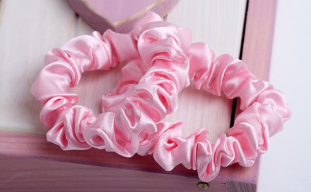 サテンシュシュ_pink_ribel.png