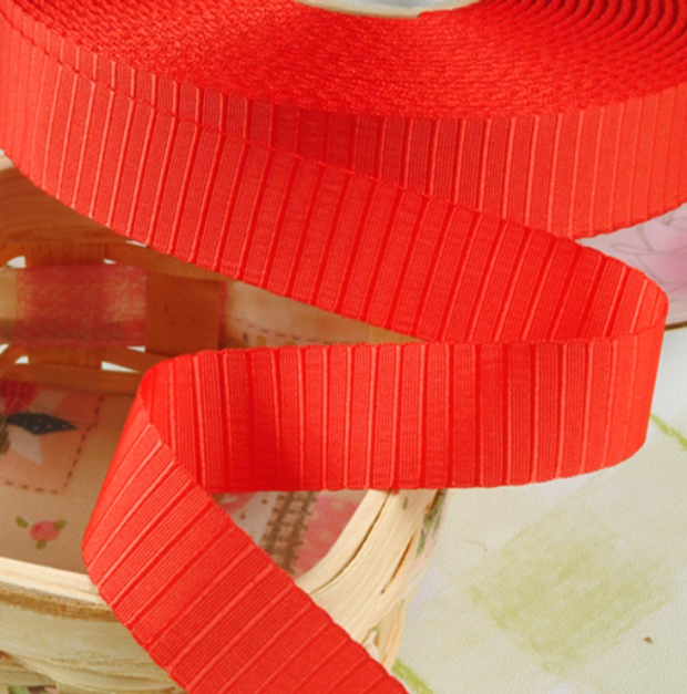 ribbon_ribel_grossgrain_rollpattern_redcolor.jpg