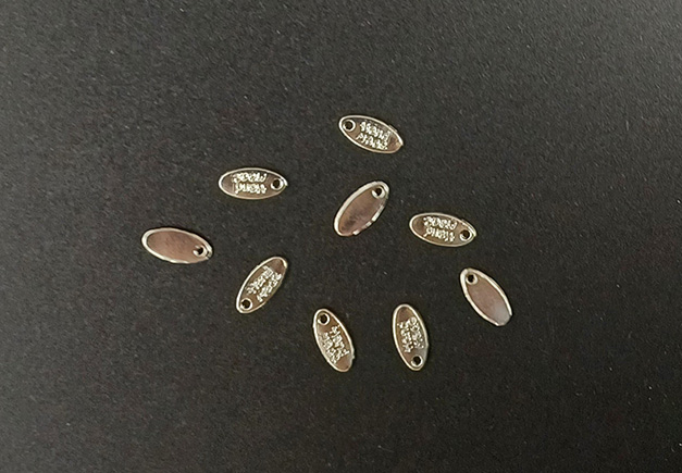 楕円ハンドメイド金属パーツ silver3.jpg