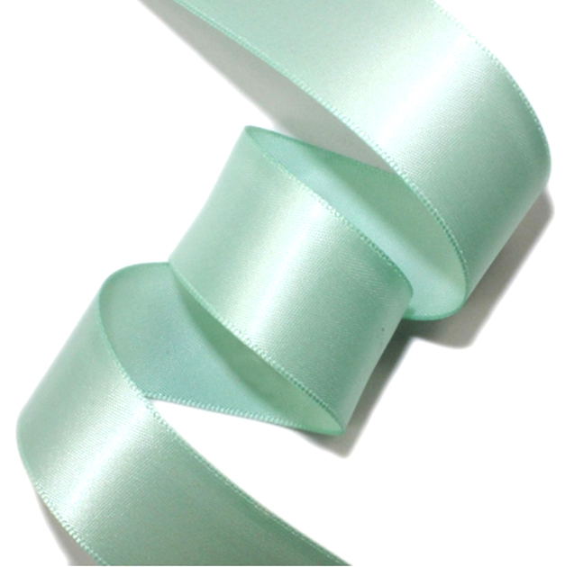 #18 mint 高密度片面有光サテン.jpg
